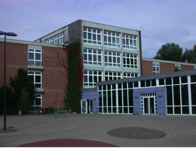 Das Bild zeigt die Gesamtschule Mittelkreis.