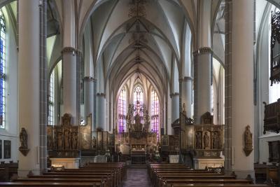 Innenansicht der St. Nicolai Kirche Kalkar Blick in die St. Nicolai Kirche Kalkar in Richtung Chor mit Hochaltar