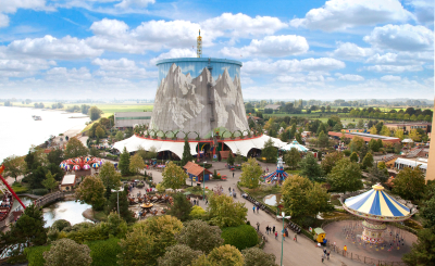 Freizeitpark Wunderland Kalkar Freizeitpark Wunderland Kalkar, Blick aus der Vogelperspektive auf den Park mit verschiedenen Fahrgeschäften und Karussells