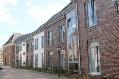 Ansicht auf das Seniorenheim St. Marien in Grieth am Rhein