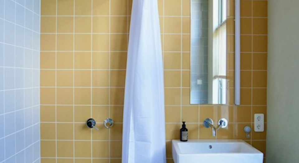 Ferienwohnung "Alte Schule", Ansicht des Badezimmers