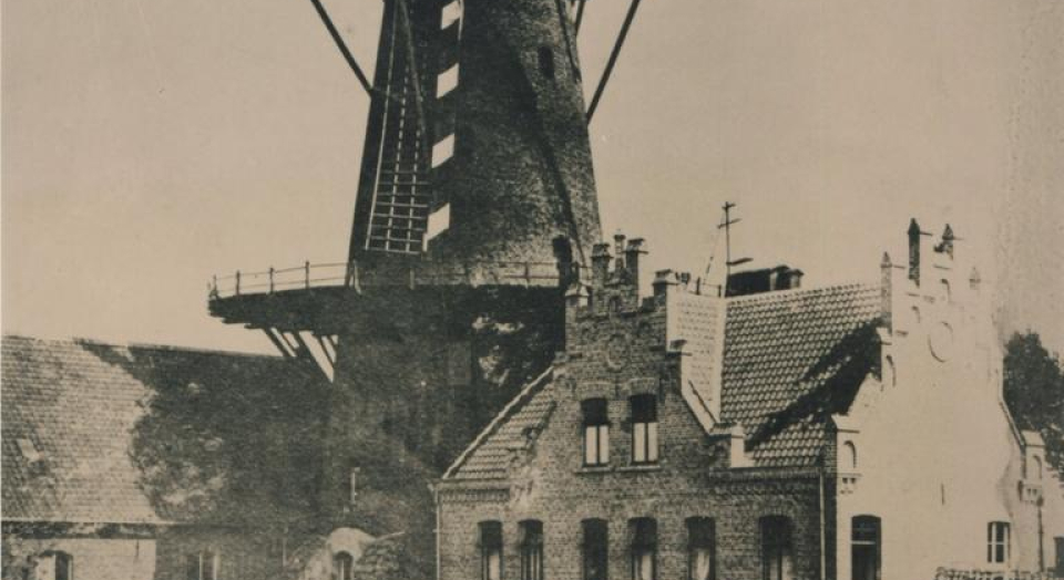 Kalkarer Mühle am Hanselaer Tor mit Wohnhaus und Scheune um 1910