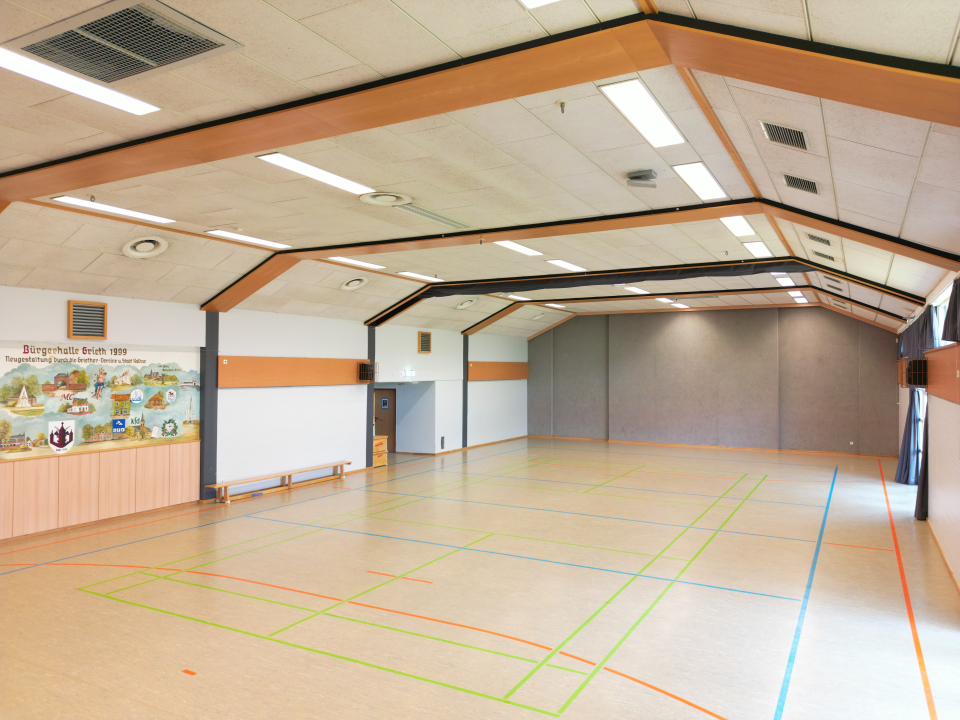 Das Bild zeigt die Bürgerhalle in Grieth.