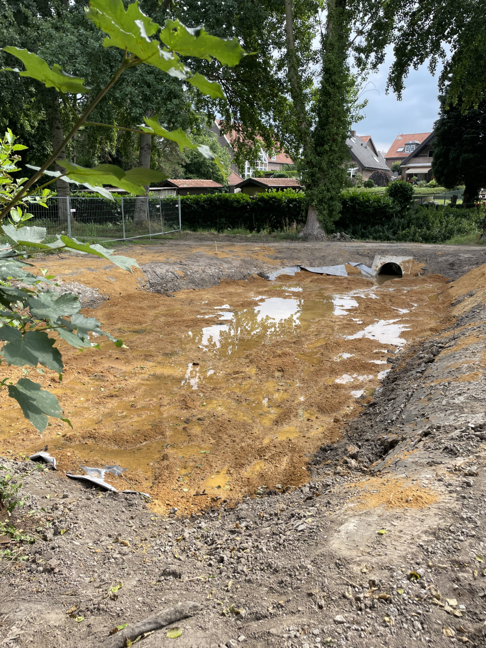 Baubeginn im Bereich des Horster Grabens Baustelle an der Kalkarer Wall- und Grabenzone zur Anlegung eines flachen Wasserteich