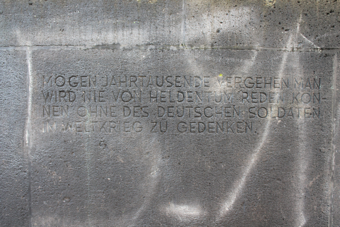 Kriegerdenkmal.jpg