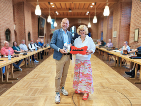 Verabschiedung von Dr. Bruno Ketteler durch die Bürgermeisterin Dr. Britta Schulz
