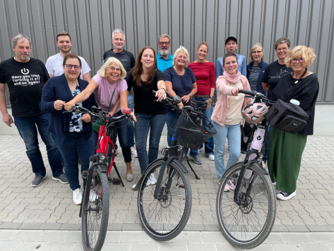 Das Foto zeigt die Teilnehmer des RADhaus Teams vom Stadtradeln 2025.